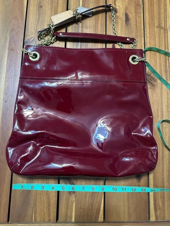 Coach Poppy Glossy Patent Leather Slim Shoulder Bag in Burgundy with Gold Chain - Picture 2 of 13